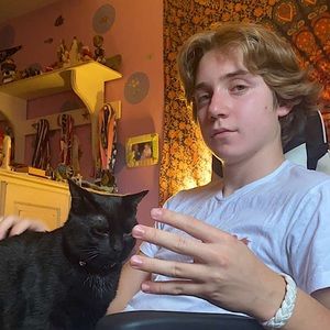 Meet your Posher, Evan